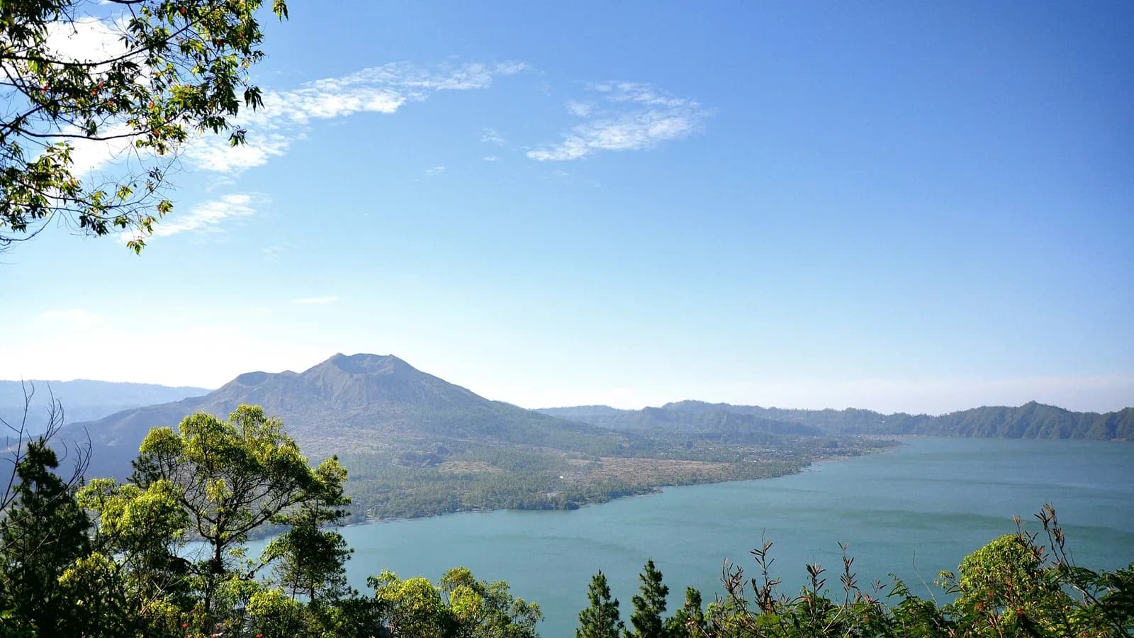 Đón nắng sớm trên đỉnh núi lửa Batur (phần 1) 