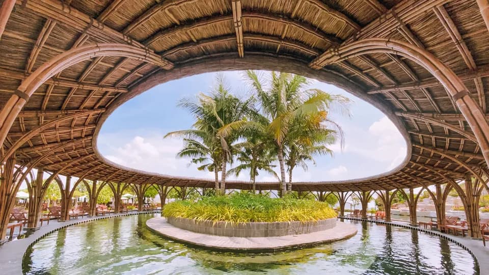 Tận hưởng trọn gói #SUMMERVIBE tại đảo Hòn Tằm, Nha Trang
