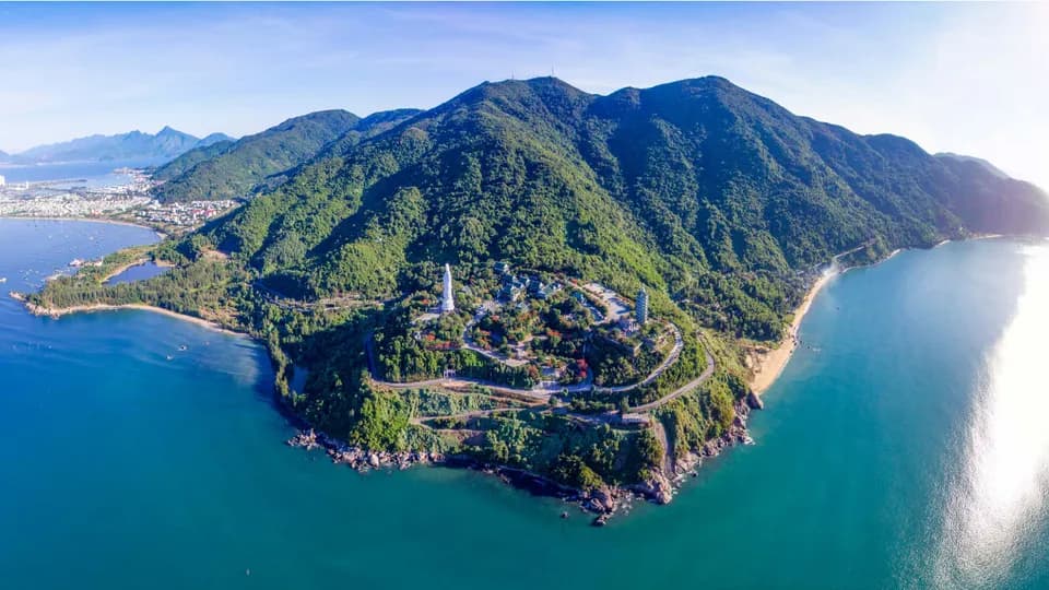 08 ngôi chùa độc đáo nổi tiếng của Việt Nam