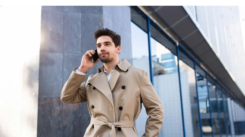 Trench coat: từ trang phục quân đội đến item yêu thích của giới trẻ