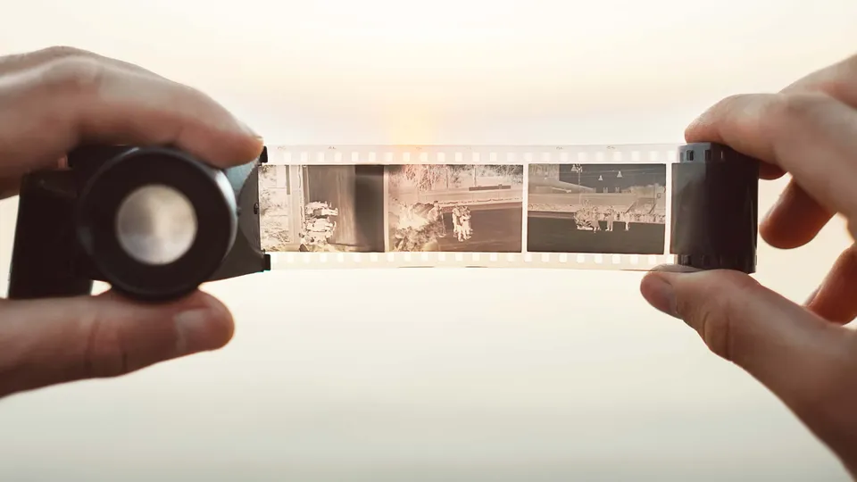 Sự trở lại của những thước ảnh film giữa thời đại số