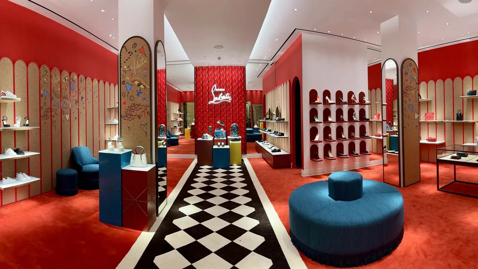 Christian Louboutin chính thức khai trương cửa hàng đầu tiên tại TP. HCM