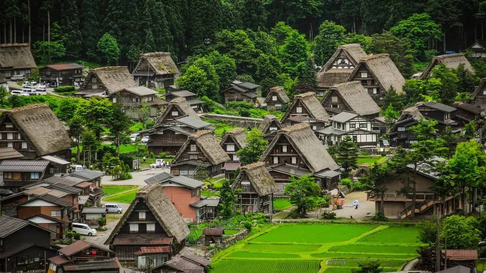 Làng cổ Shirakawa-go: Viên ngọc ẩn của xứ Phù Tang