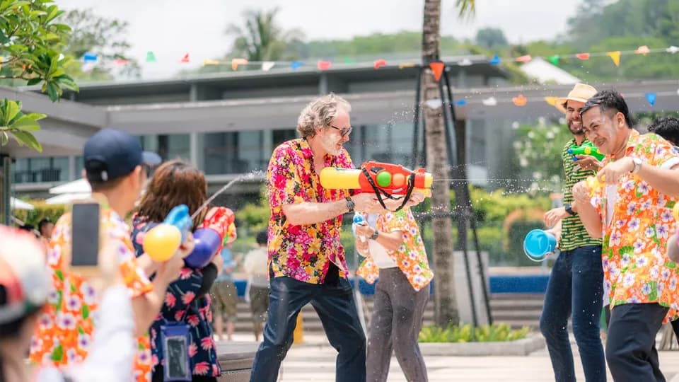 Khám phá mùa lễ hội Songkran tại Phuket Marriott Resort and Spa, Nai Yang Beach