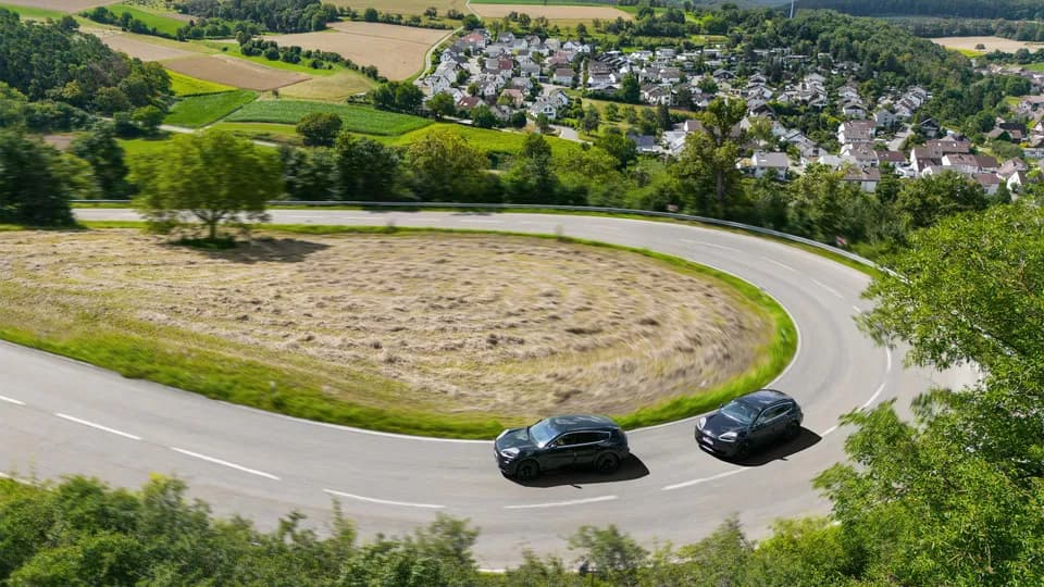 Porsche dự kiến ra mắt bộ ba hệ truyền động cho dòng xe Cayenne