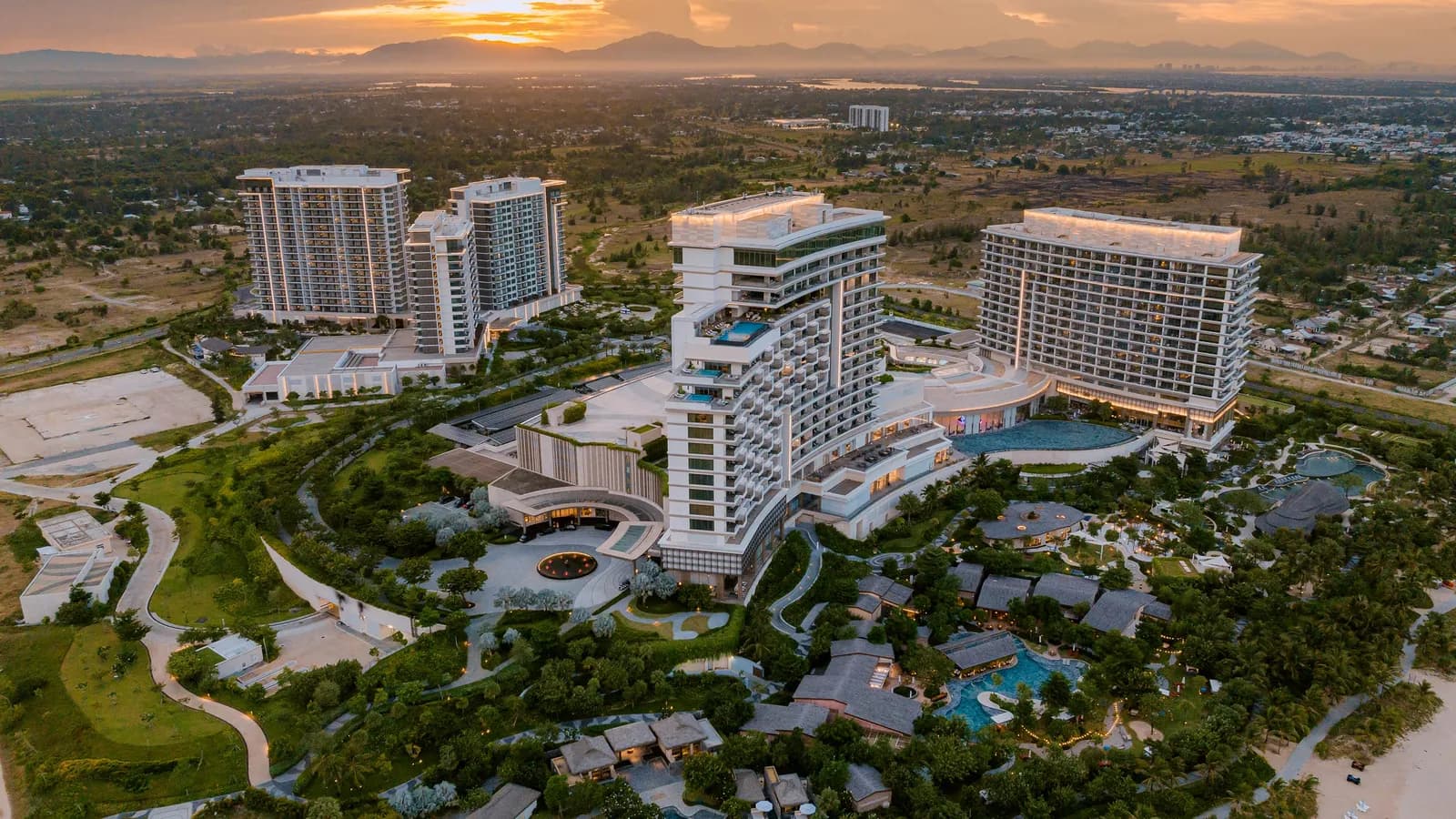 Hoiana Resort & Golf ra mắt loạt ưu đãi độc quyền đón Tết Nguyên Đán 2025