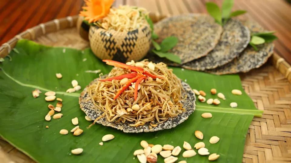 Khám phá xứ Nghệ qua 7 món đặc sản trứ danh